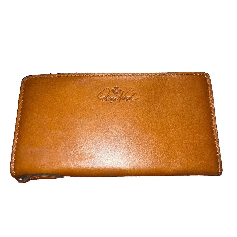 Patrica Nash Valentia Wallet Magnet Snap Smooth Tan‎ Leather $119 2 Piece